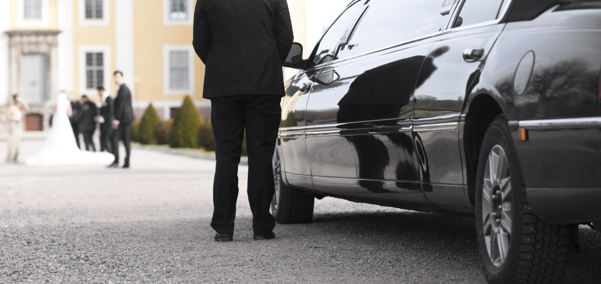 Chauffeur/in und Mietwagenfahrer/in
